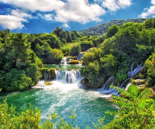 Водопад в Далмация, Хърватия